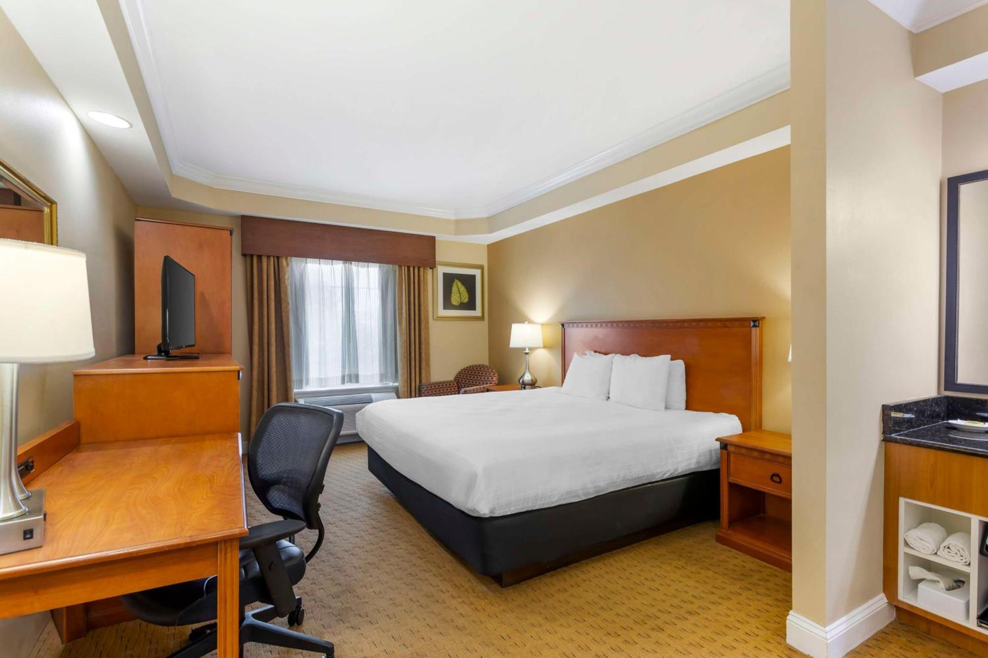 Best Western Plus Kingsland Exteriér fotografie