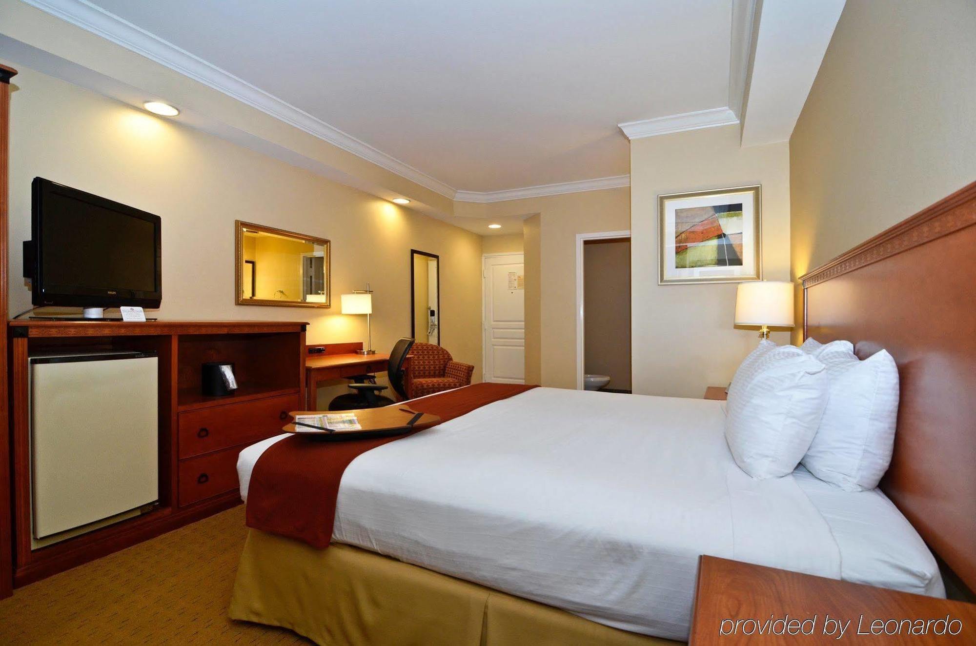 Best Western Plus Kingsland Exteriér fotografie
